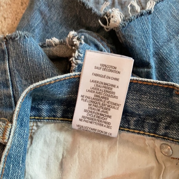 Levi’s denim shorts size 14 - Picture 9 of 9